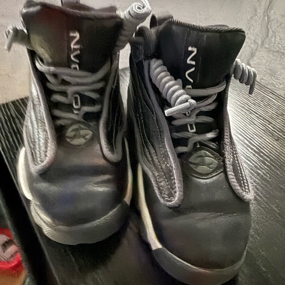 Black and Gray High-Top Sneakers jordans